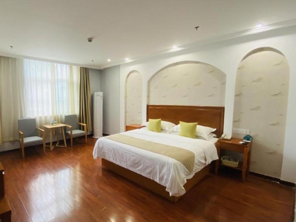 Greentree Inn Shandong Linxi Pingyi Mengyang Road Express Hotel Dış mekan fotoğraf