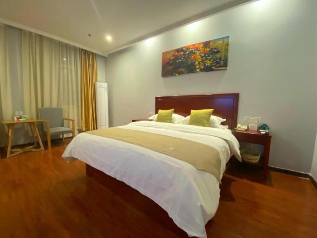 Greentree Inn Shandong Linxi Pingyi Mengyang Road Express Hotel Dış mekan fotoğraf