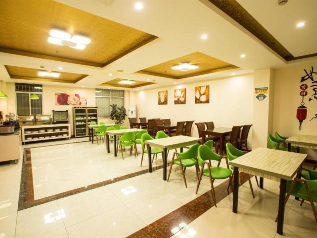 Greentree Inn Shandong Linxi Pingyi Mengyang Road Express Hotel Dış mekan fotoğraf