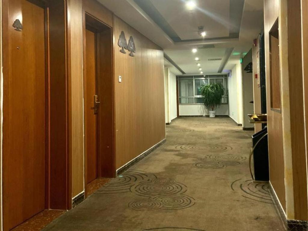 Greentree Inn Shandong Linxi Pingyi Mengyang Road Express Hotel Dış mekan fotoğraf