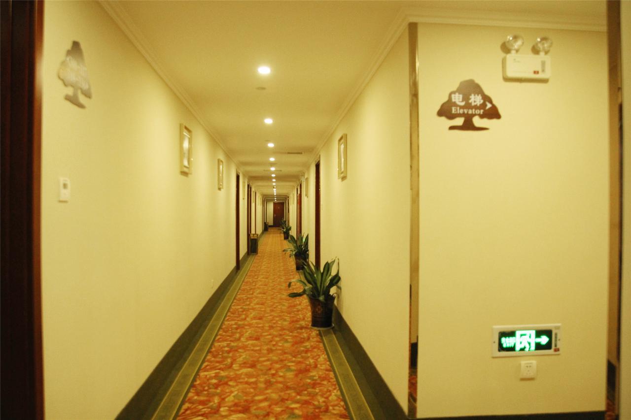 Greentree Inn Shandong Linxi Pingyi Mengyang Road Express Hotel Dış mekan fotoğraf