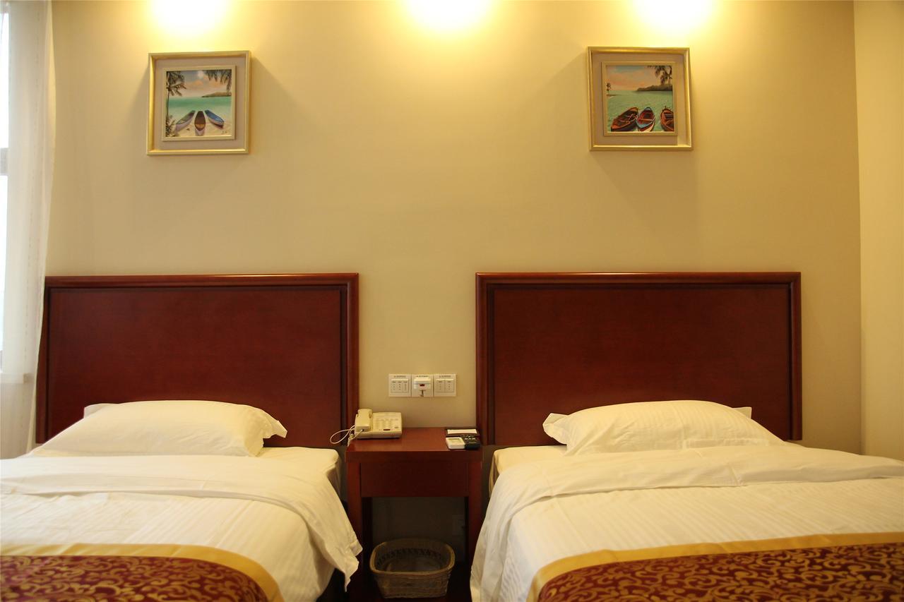Greentree Inn Shandong Linxi Pingyi Mengyang Road Express Hotel Dış mekan fotoğraf