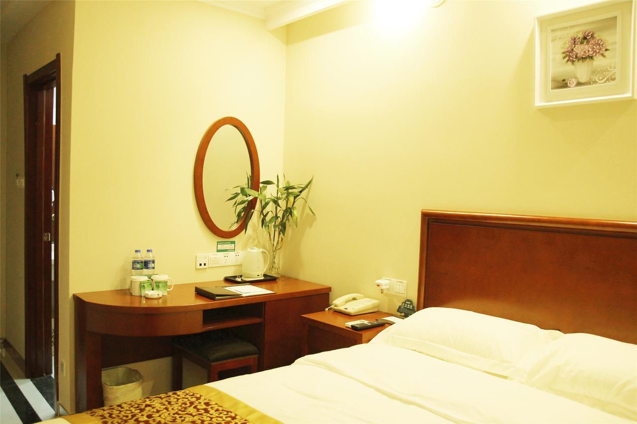Greentree Inn Shandong Linxi Pingyi Mengyang Road Express Hotel Dış mekan fotoğraf