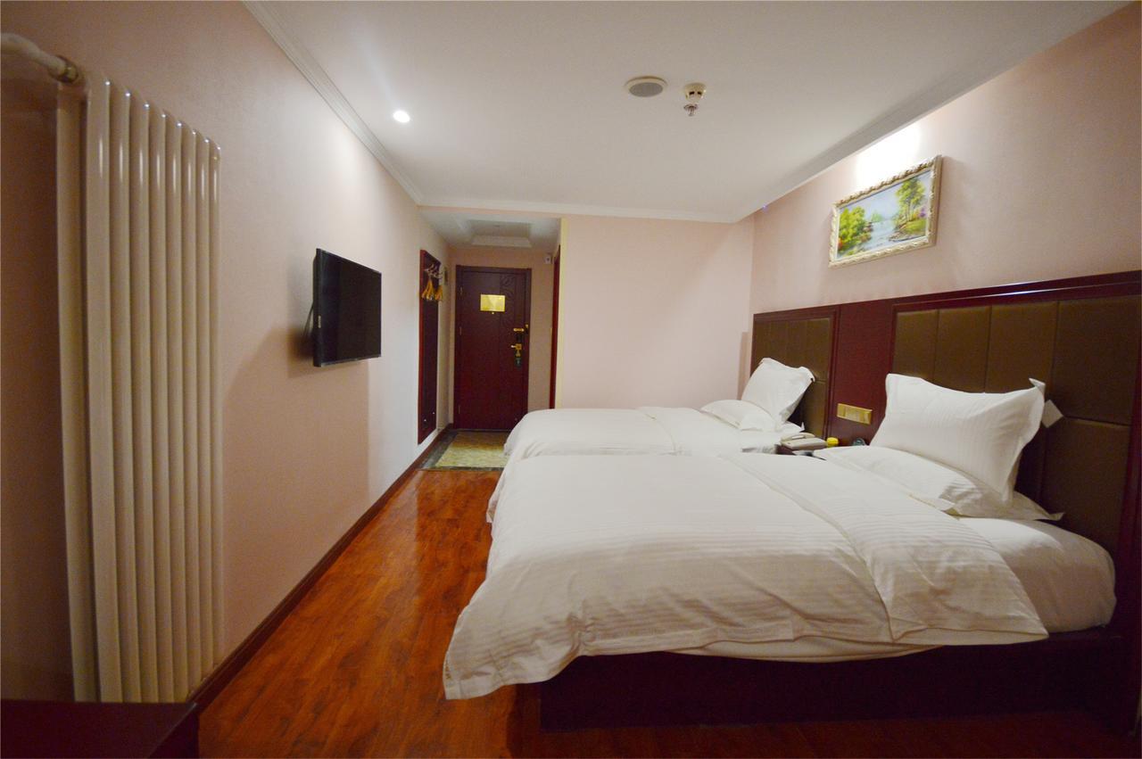 Greentree Inn Shandong Linxi Pingyi Mengyang Road Express Hotel Dış mekan fotoğraf